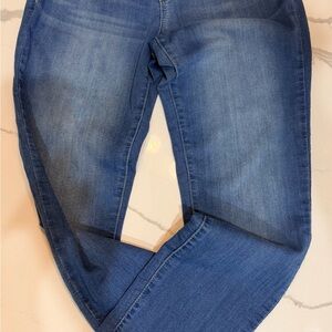 1822 Denim Women's Straight Leg Jeans in Deep Blue